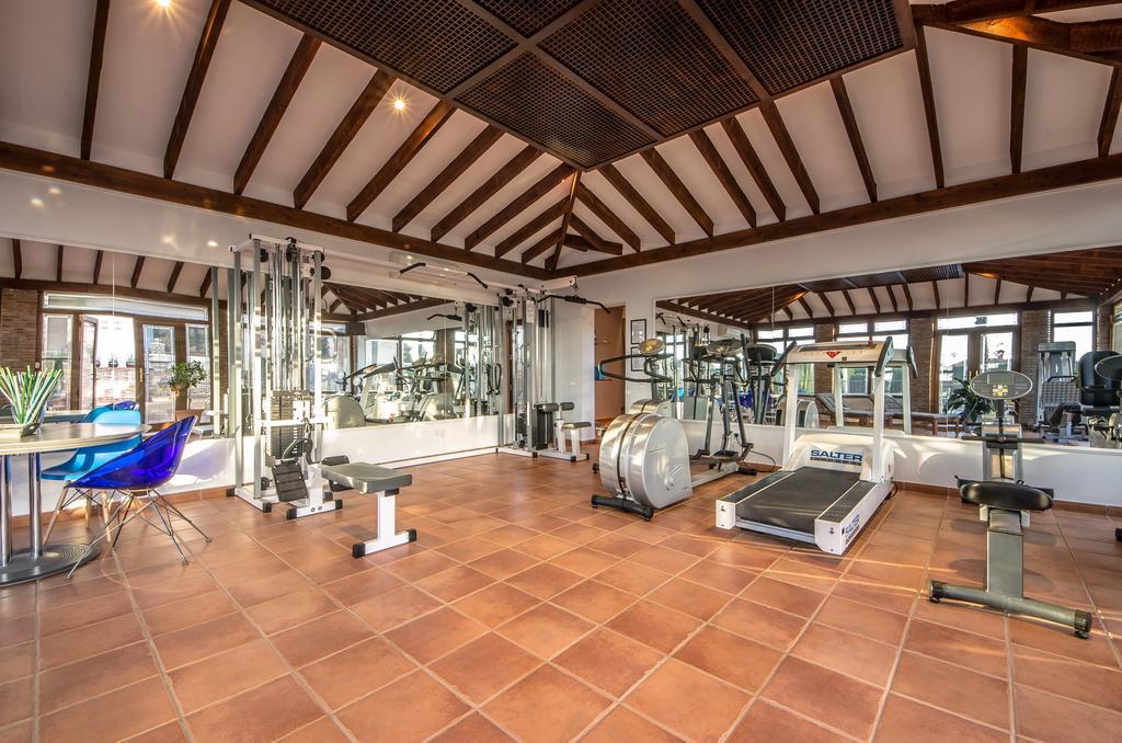 Villa Conmigo Bed & Breakfast Алаурін-де-ла-Торре Екстер'єр фото