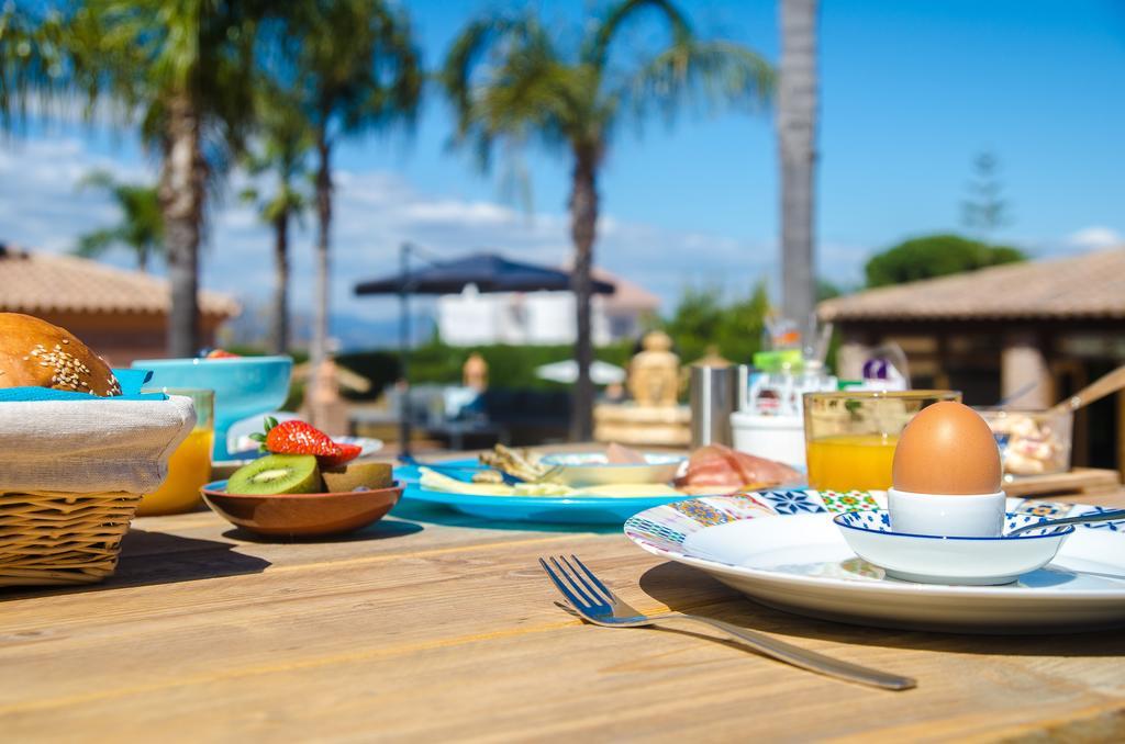 Villa Conmigo Bed & Breakfast Алаурін-де-ла-Торре Екстер'єр фото