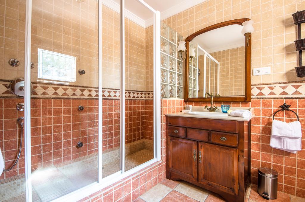Villa Conmigo Bed & Breakfast Алаурін-де-ла-Торре Екстер'єр фото