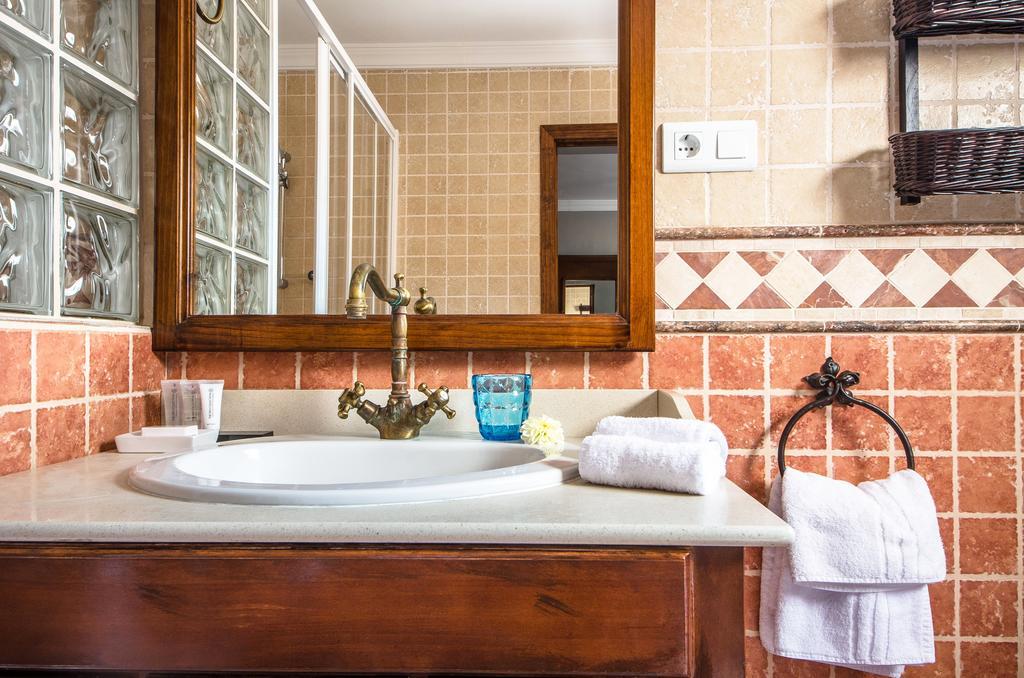 Villa Conmigo Bed & Breakfast Алаурін-де-ла-Торре Екстер'єр фото