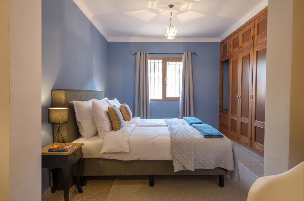 Villa Conmigo Bed & Breakfast Алаурін-де-ла-Торре Екстер'єр фото