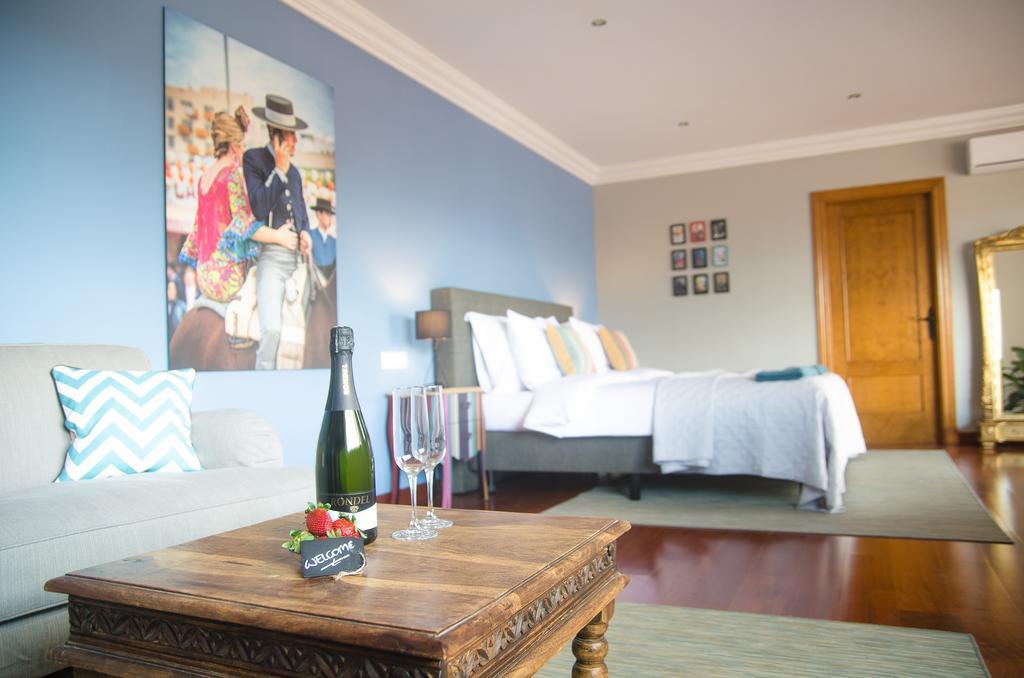 Villa Conmigo Bed & Breakfast Алаурін-де-ла-Торре Екстер'єр фото